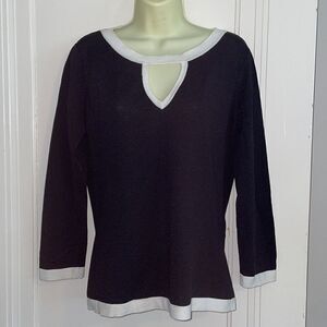 Cullen black & white thin knit rayon/nylon sweater with keyhole neck